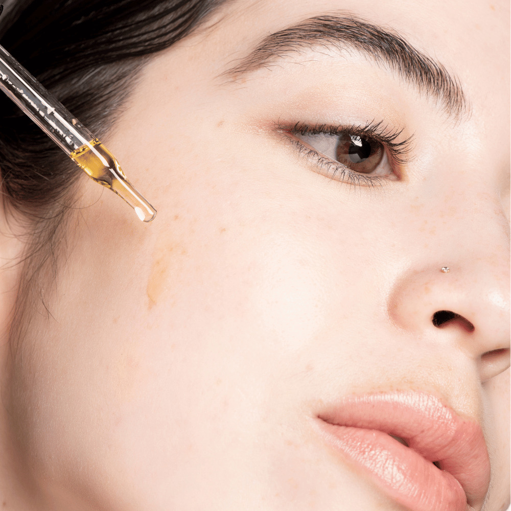 Clover by Clove + Hallow Balancing Oil